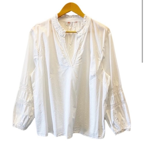 SOLD - White Lace Blouse - Picture 4 of 9